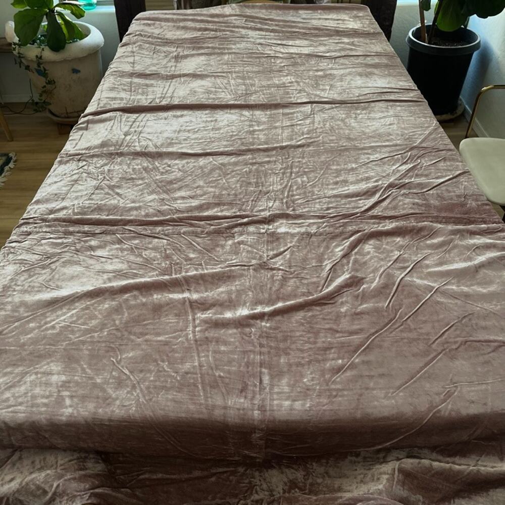 West Elm Dusty Blush Crinkle Velvet Queen Duvet Cover Button Closure